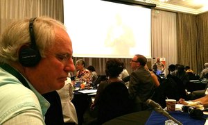 Media leiers trek saam